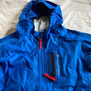 Kids Vineyard Vines raincoat. Size 5.  NWOT